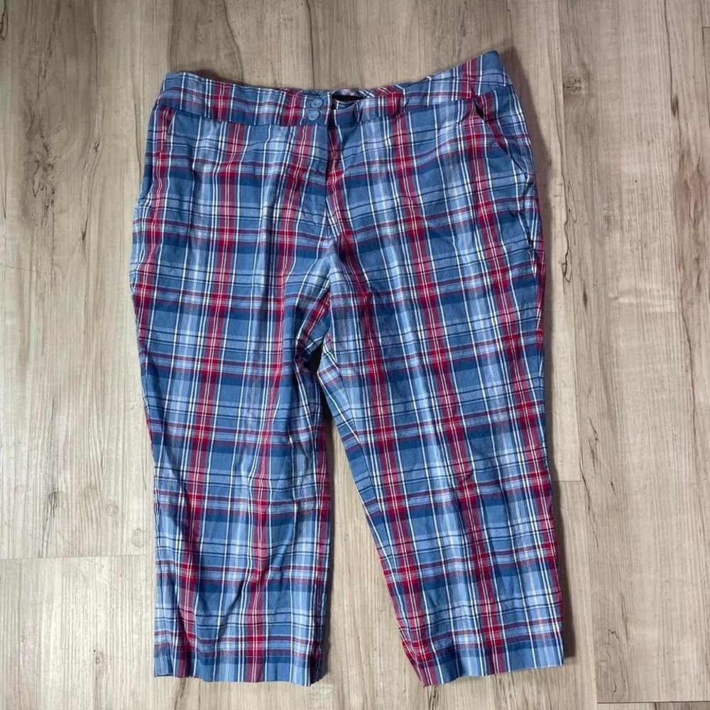 Vintage Pacific Apparel red & blue plaid capri pants